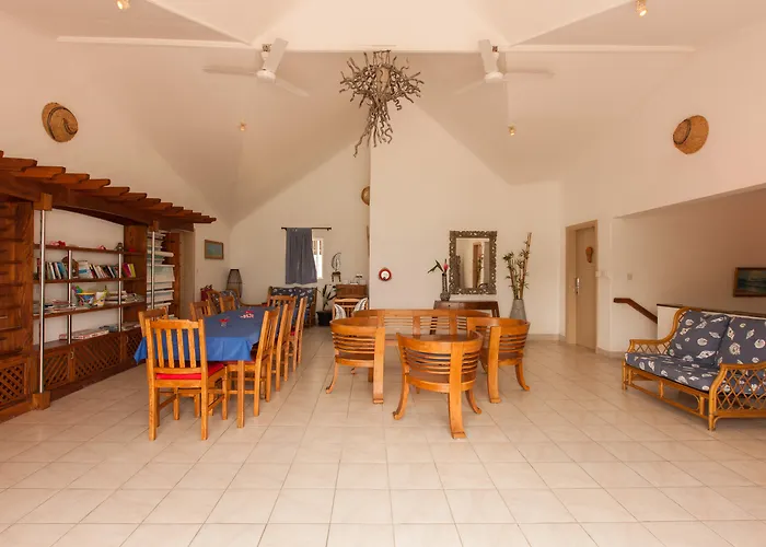 Le Relax Hotel And Restaurant